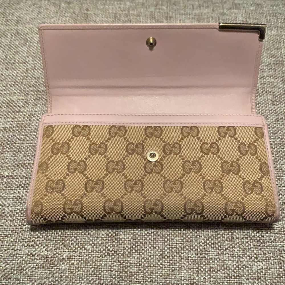 Gucci - Picture 5 of 7